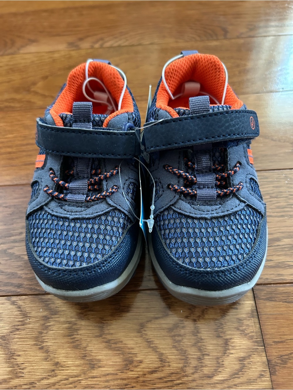 Stride Rite Artin 2.0 Navy and Orange Sneakers Toddler Boy Size 5 NWT